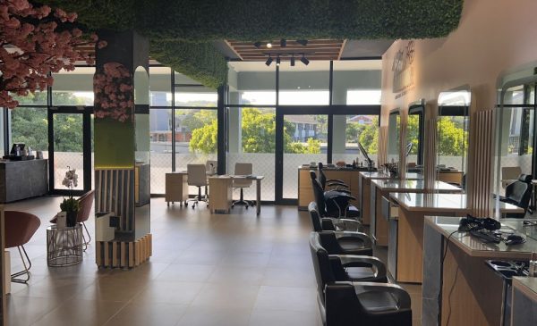 Hair wash and set in Durban North - Image 2
