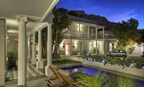 1-night stay for 2 in Central Cape Town - Image 3