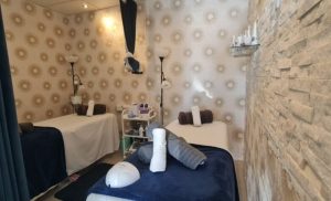A Back & Neck Massage with Back Exfoliation in Parklands
