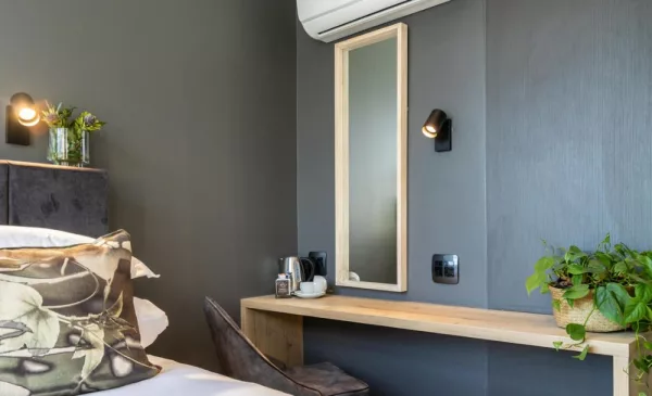 1-night stay in Cape Town's bustling CBD - Image 10