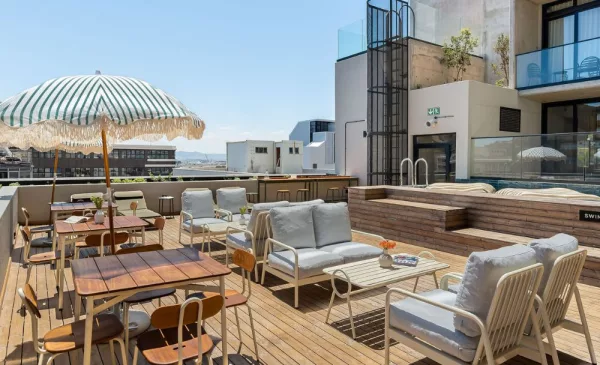 A 1-Night Stay in the Heart of Cape Town - Image 25