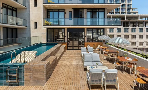 A 1-Night Stay in the Heart of Cape Town - Image 23