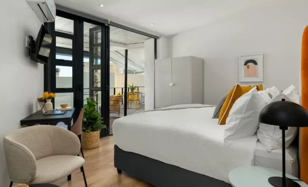 Stay in a Tropical Paradise in the Heart of Camps Bay - Image 5