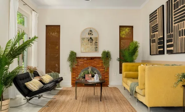 Experience the Best Cape Town Has to Offer with a 1-Night Stay in Green Point - Image 34