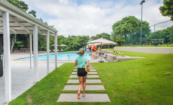 Experience Luxury Along the North Coast with a 1-Night Stay at Prince's Grant - Image 13