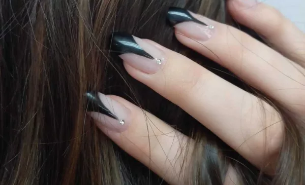Flaunt a Glamourous, Long-Lasting Manicure with Acrylic or Polygel Tips in Centurion - Image 3