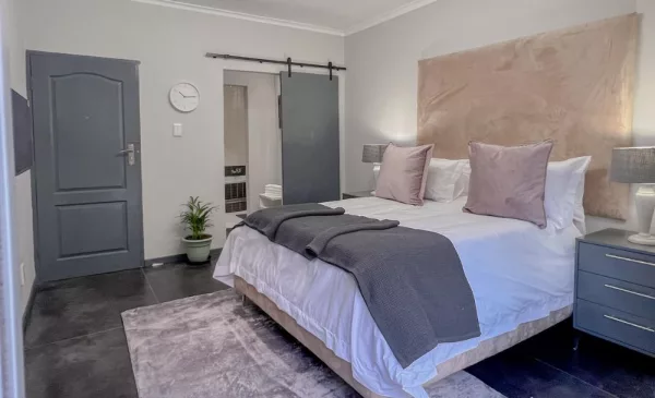 Couples accommodation and spa deal in Johannesburg - Image 8