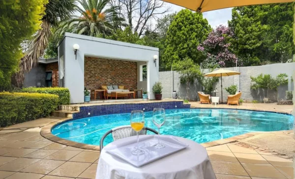 Couples accommodation and spa deal in Johannesburg - Image 4