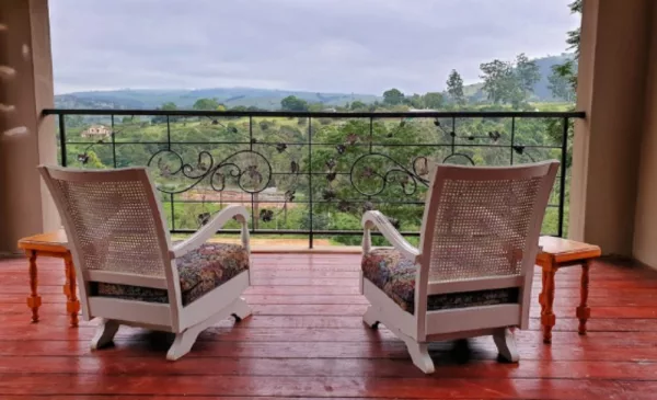 A Romantic Getaway Including a Horse Riding Experience - Image 8