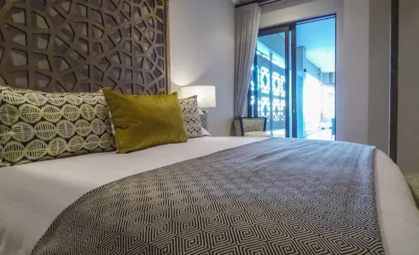 A 2-Night Luxury Stay with Spectacular Sea Views - Image 2