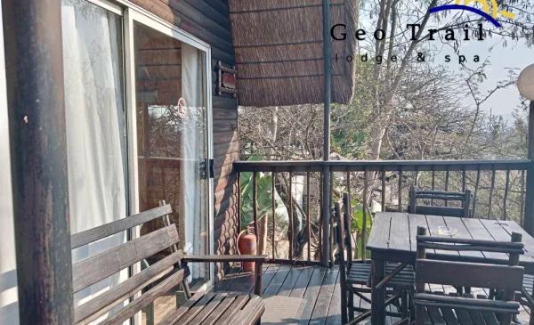 A Rustic 4-Night Self-Catering Stay in Barberton - Image 4