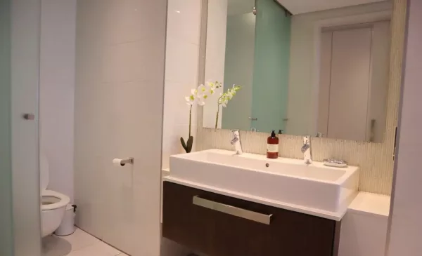 Stay in a Self-Catering Apartment in the Heart of Sandton - Image 8