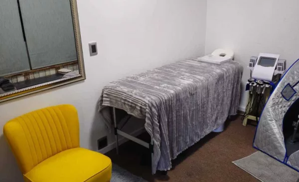 Ozone Sauna Therapy treatment in Kuils River - Image 2