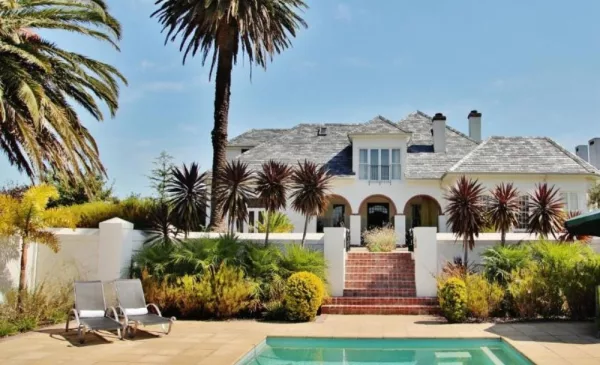 A 1-Night Getaway to a 5-Star Guesthouse in the Cape Winelands