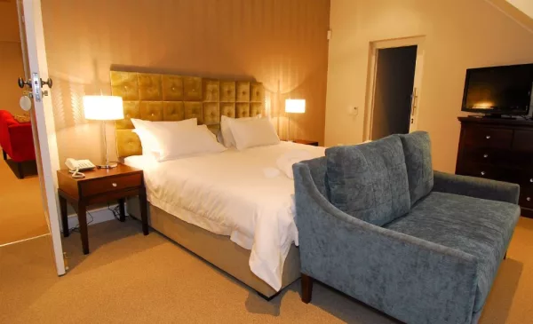 A 1-Night Getaway to a 5-Star Guesthouse in the Cape Winelands - Image 5
