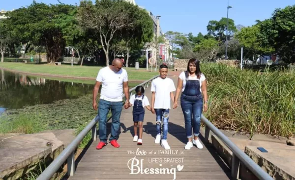 On-location photoshoot in Durban for up to 4 - Image 4
