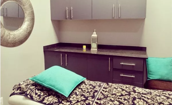 Combo Dermaplaning and Microneedling in Durban - Image 9