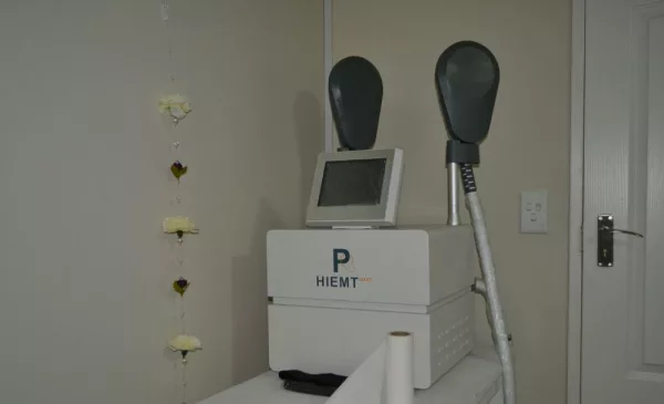 Full body massage and facial in Blouberg - Image 2