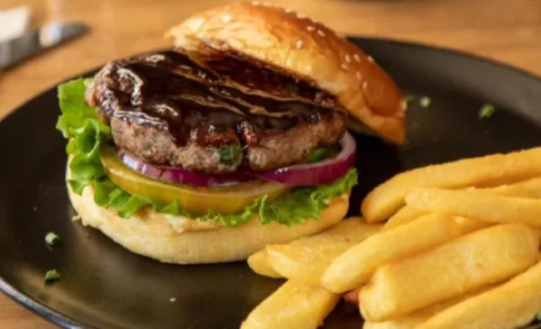 Halaal Gourmet Burgers for 2 - Image 3