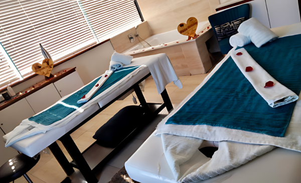 A 2-Hour Head-To-Toe Pamper Session to Share