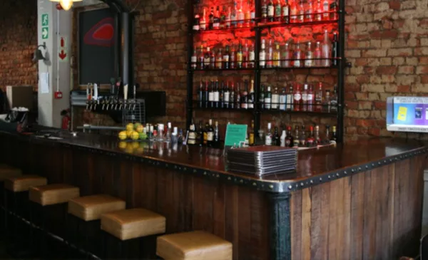 Enjoy a Social Dining Experience in Observatory