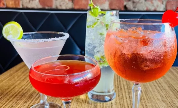 A Finger-Licking Good Deal for Ribs and Wings with Cocktails - Image 2