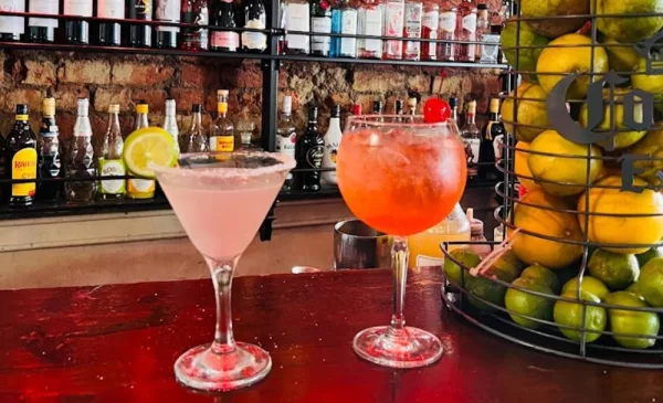 A Finger-Licking Good Deal for Ribs and Wings with Cocktails - Image 3