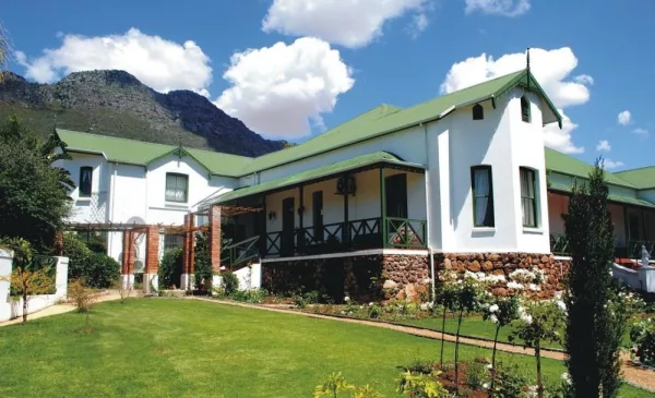 Experience Countryside Luxury with a 1-Night Stay in the Cape Winelands - Image 6