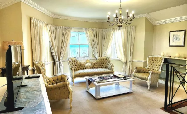 Experience Countryside Luxury with a 1-Night Stay in the Cape Winelands - Image 4