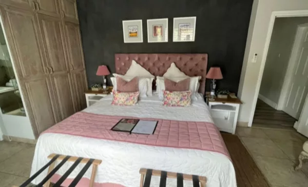 Stay at a Luxury Guest House in the Seaside Village of Umhlanga Rocks - Image 4