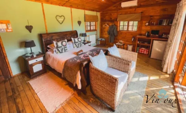 Romantic Couples Retreat in picturesque Tulbagh - Image 6