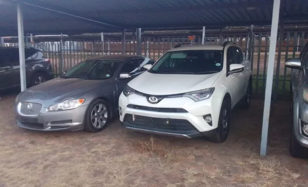 A 3-Day Parking Service Including a Car Wash - Image 2