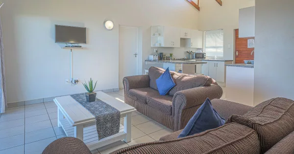 Perfect holiday getaway for 2 nights with dinner included in the Tsitsikamma - Image 3