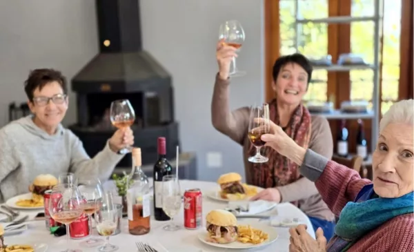 Gourmet Burgers, Desserts and Wine for 2 in Paarl