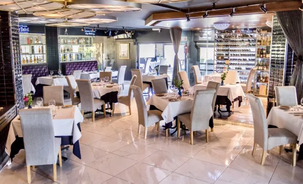 Treat Yourself and Your Partner to a Gourmet Dining Experience with Wine Pairing - Image 8