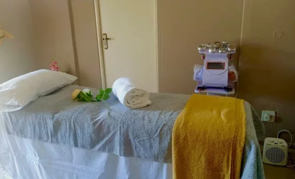 Rejuvenate with Your Choice of a 60-Minute Swedish or Kahuna Healing Massage - Image 4