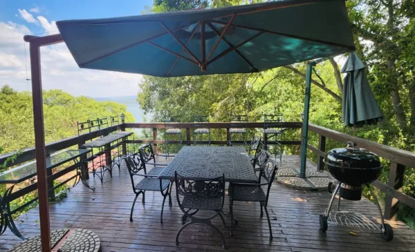 1-night midweek getaway