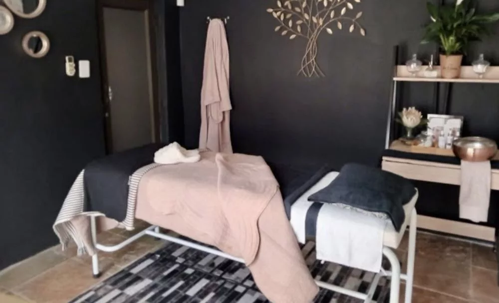 Indulge yourself with a relaxing massage of your choice in Hartbeespoort - Image 2
