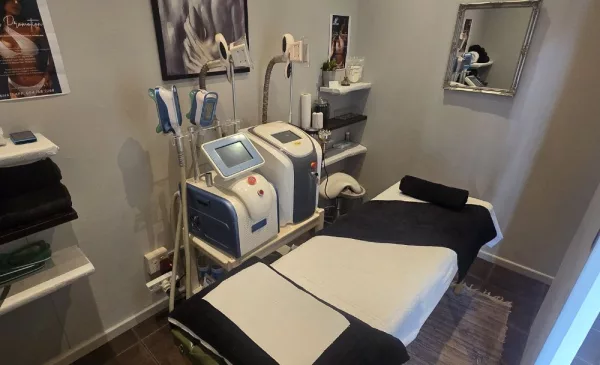 Stimulate new skin cell production and reduce cellulite