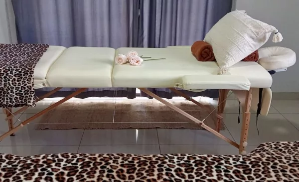 Experience Relaxation with Your Choice of a Swedish or Aromatherapy Massage - Image 3