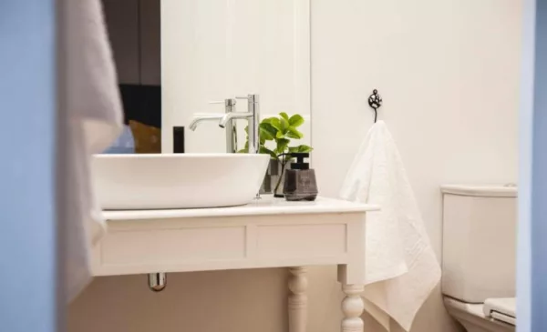 Get Away to Robertson with a 1-Night Stay Including Breakfast - Image 2