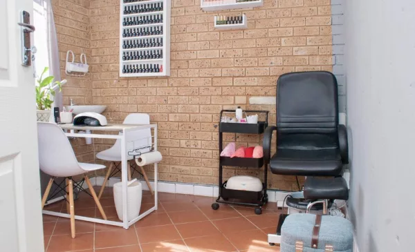 Look and feel like a million bucks with this deal for a gel overlay with an express pedicure - Image 4