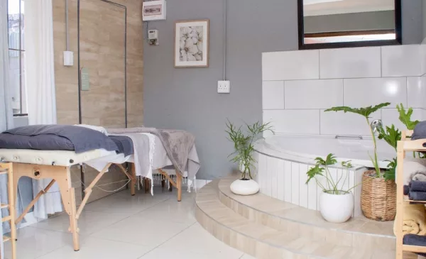 Indulge in a blissful escape with a pamper package for 2 - Image 5