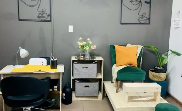 Rejuvenate Your Mind and Body with a 90-Minute Full-Body Spa Package - Image 3
