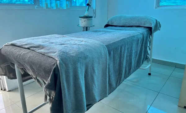 Rejuvenate your skin with a dermaplaning and LED mask in Durban - Image 2
