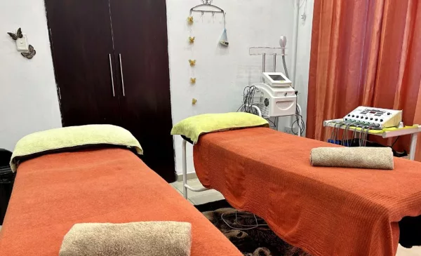 Rejuvenate your skin with a dermaplaning and LED mask in Durban - Image 3