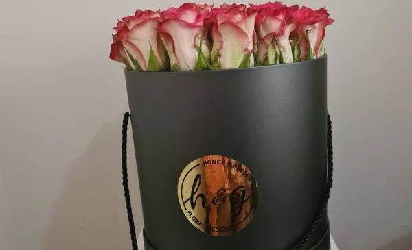 Unleash Your Inner Florist with a Sip and Bloom Session - Image 5