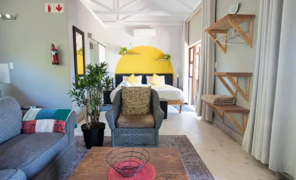 Escape to the Picturesque Citrusdal Valley with a Midweek Getaway - Image 2
