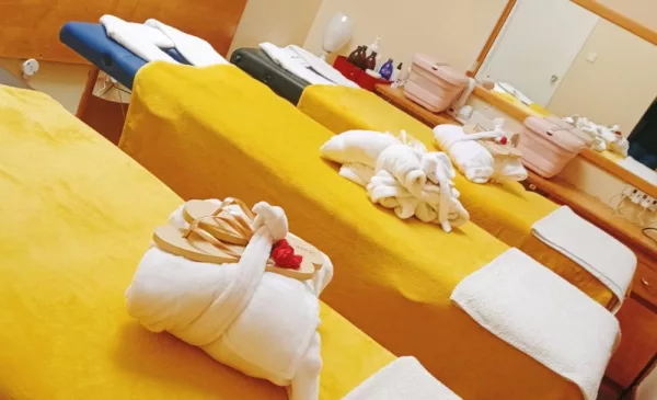 Have a Romantic Retreat with a Couple’s Stay and Spa Package - Image 4