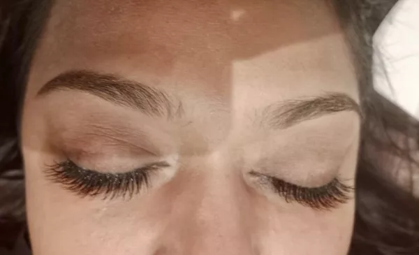 Make a Statement with Individual or Volume Eyelashes - Image 4